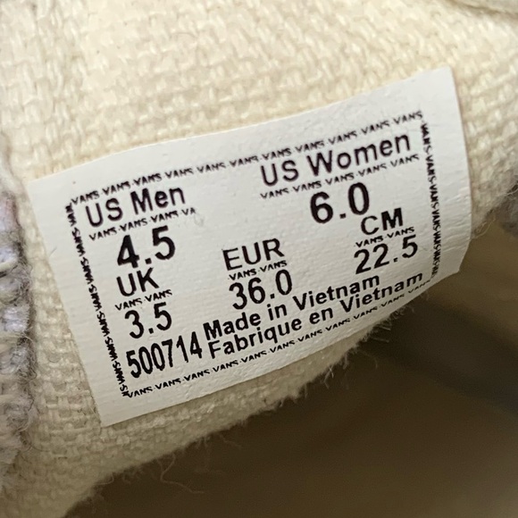 Vans Classic Slip On Checkerboard Black/Beige
Skate Shoes Men's 4.5 Women's 6 - Picture 13 of 13